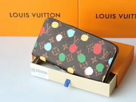 Picture of LV Wallets _SKUfw129927373fw